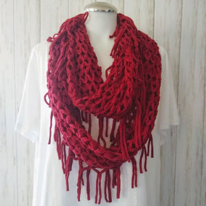 Steve Madden Maroon Red Fringed Knit Infinity Scarf